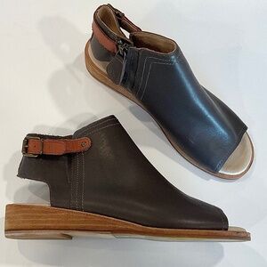Gee’WaWa Taupe Leather Sandal Bootie Size 8